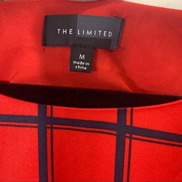 18.) The Limited medium red navy blue tunic - Picture 6 of 11